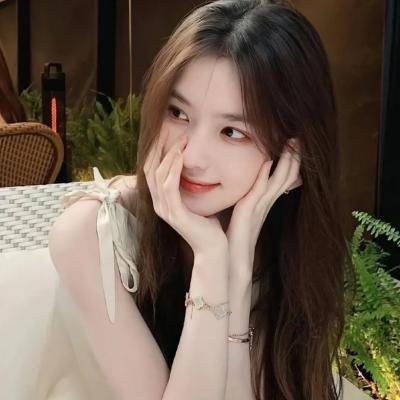 小鱼莉莉